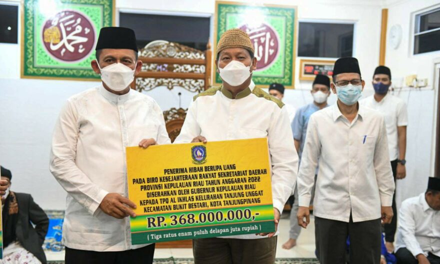 Hadiri Isra Miraj Di Masjid Almukminin Gubernur Ansar Sejak Kecil